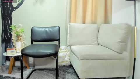    online show from November 12, 12:16 pm