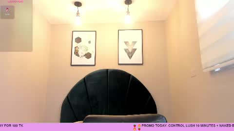 Snapshot of miranda_doll_ chatting on June 26, 12:09 pm online show from June 26, 12:09 pm