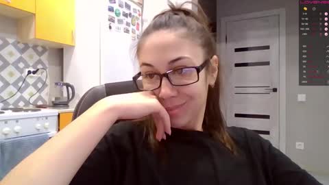 MIRANDA online show from October 19, 4:57 am