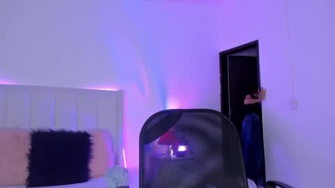 Miranda Rogers online show from May 23, 7:07 pm