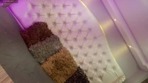 mirandaacollins online show from October 26, 3:56 am