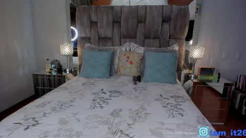 Miranda online show from April 8, 12:21 am