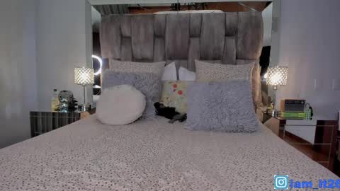 Miranda online show from May 16, 12:51 am