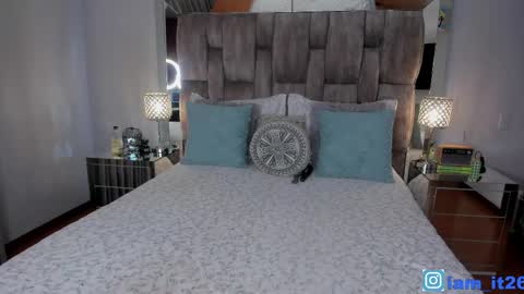 Miranda online show from May 21, 1:12 am