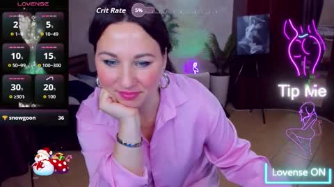 MirandaDyson online show from November 13, 6:12 am