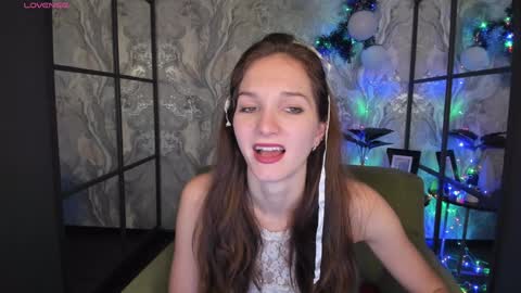 Snapshot of mirandaglow chatting on January 9, 8:45 am Miranda online show from January 9, 8:45 am