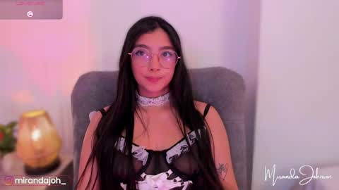 Snapshot of mirandajohnson_ chatting on May 11, 1:55 am Miranda online show from May 11, 1:55 am