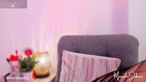Snapshot of mirandajohnson_ chatting on May 15, 11:12 pm Miranda online show from May 15, 11:12 pm