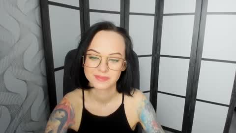 Mira online show from March 8, 9:51 pm