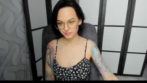 Mira online show from March 10, 11:27 pm