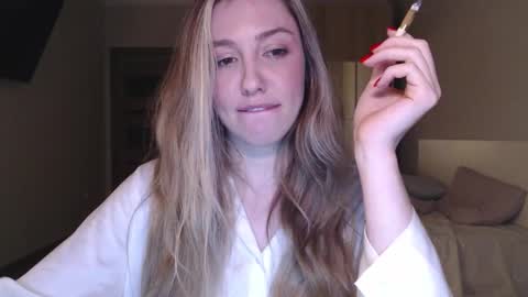 Snapshot of mirassun chatting on October 19, 11:27 pm mirassun online show from October 19, 11:27 pm