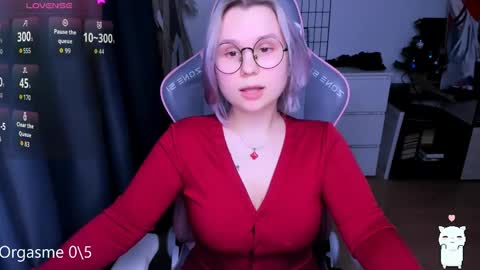 Kira online show from March 20, 7:30 pm