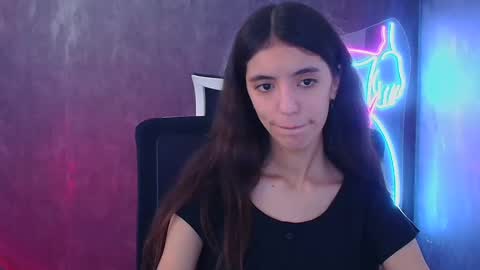 Snapshot of miri_miss chatting on December 13, 2:16 pm Miri online show from December 13, 2:16 pm