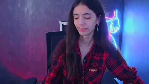 Snapshot of miri_miss chatting on February 2, 10:24 am Miri online show from February 2, 10:24 am