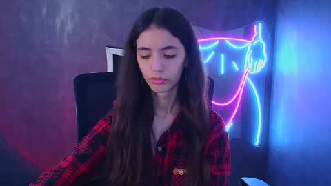 Snapshot of miri_miss chatting on February 2, 2:45 pm Miri online show from February 2, 2:45 pm