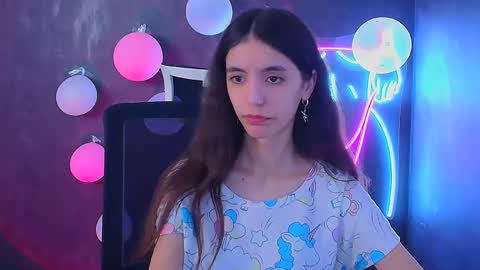 Snapshot of miri_miss chatting on February 20, 4:57 pm Miri online show from February 20, 4:57 pm