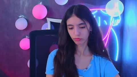 Snapshot of miri_miss chatting on February 22, 4:19 pm Miri online show from February 22, 4:19 pm