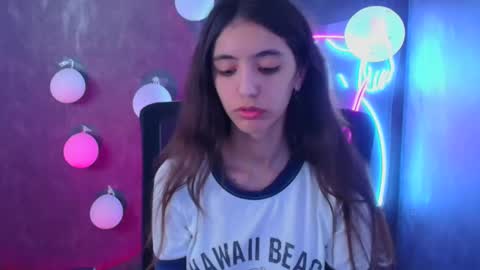 Snapshot of miri_miss chatting on March 9, 4:00 pm Miri online show from March 9, 4:00 pm