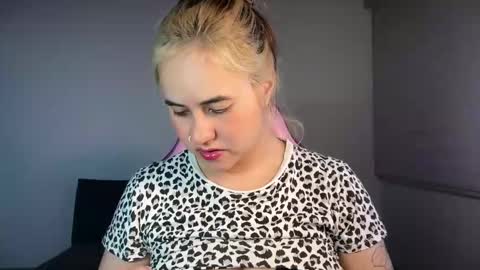 mirilinda online show from March 24, 3:11 am