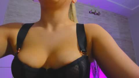 miriam online show from January 16, 8:24 pm