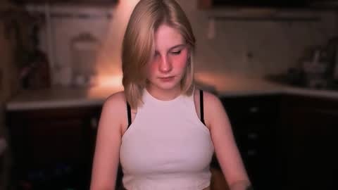 Mira online show from November 23, 2:17 pm