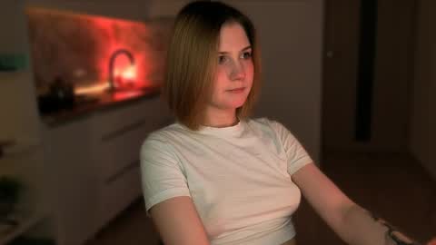 Mira online show from April 19, 8:22 pm