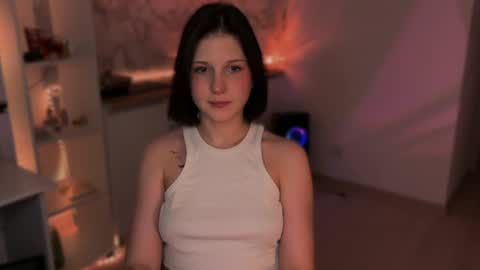 Mira online show from June 28, 10:05 pm