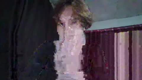 its me kizzy online show from March 12, 12:11 pm