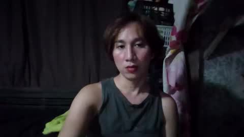 Snapshot of mis_kizzy chatting on April 13, 11:05 am its me kizzy online show from April 13, 11:05 am