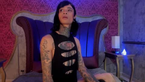 Snapshot of misaki_six chatting on May 12, 1:19 pm GTM-5 online show from May 12, 1:19 pm