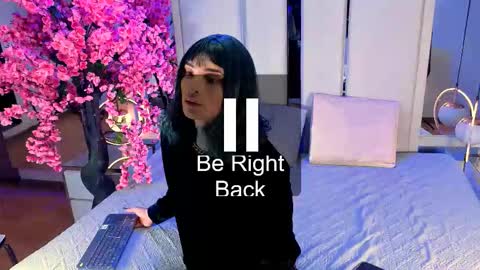 Snapshot of misakiseis chatting on February 20, 12:49 pm online show from February 20, 12:49 pm