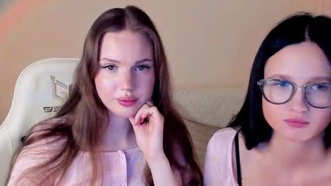 Snapshot of mish_ka3 chatting on February 5, 1:38 pm Misha online show from February 5, 1:38 pm