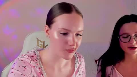 Snapshot of mish_ka3 chatting on February 19, 11:28 am Misha online show from February 19, 11:28 am