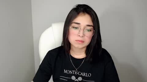 Snapshot of misha__sweet__27 chatting on January 19, 7:04 am misha online show from January 19, 7:04 am