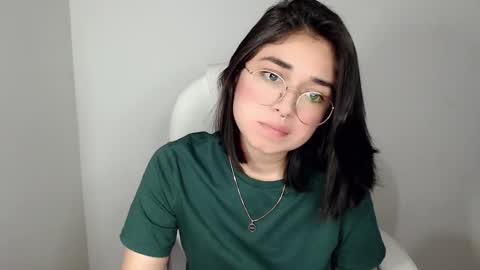 Snapshot of misha__sweet__27 chatting on January 27, 4:30 am misha online show from January 27, 4:30 am