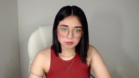 Snapshot of misha__sweet__27 chatting on January 29, 10:43 pm misha online show from January 29, 10:43 pm