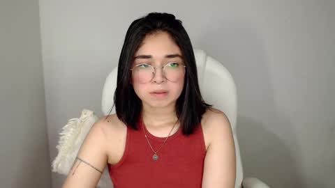 Snapshot of misha__sweet__27 chatting on January 30, 1:44 am misha online show from January 30, 1:44 am
