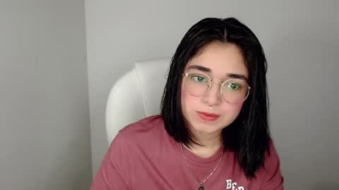 Snapshot of misha__sweet__27 chatting on February 2, 1:34 am misha online show from February 2, 1:34 am