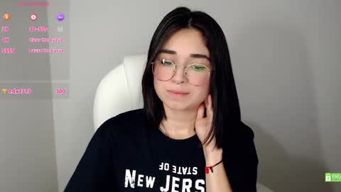 Snapshot of misha__sweet__27 chatting on February 13, 7:45 am misha online show from February 13, 7:45 am