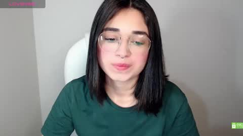 Snapshot of misha__sweet__27 chatting on February 14, 6:45 am misha online show from February 14, 6:45 am