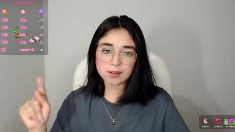 Snapshot of misha__sweet__27 chatting on February 16, 5:37 am misha online show from February 16, 5:37 am