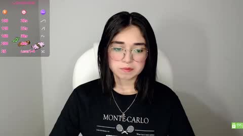 Snapshot of misha__sweet__27 chatting on February 17, 5:58 am misha online show from February 17, 5:58 am