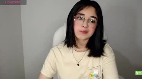Snapshot of misha__sweet__27 chatting on February 21, 6:18 am misha online show from February 21, 6:18 am