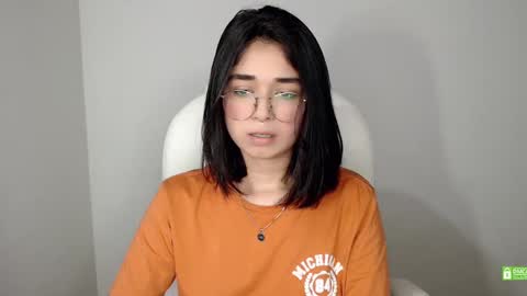Snapshot of misha__sweet__27 chatting on February 23, 9:00 am misha online show from February 23, 9:00 am