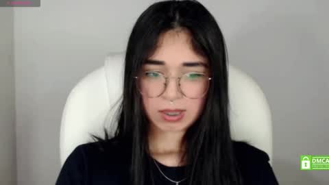 Snapshot of misha__sweet__27 chatting on October 14, 4:35 am misha online show from October 14, 4:35 am