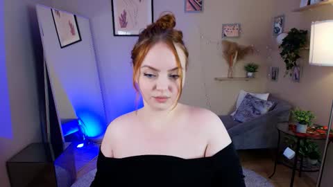 Snapshot of misha_the_createrr chatting on January 10, 9:00 am Ivy online show from January 10, 9:00 am