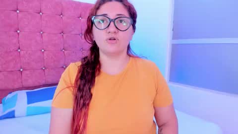 Mishell online show from December 17, 1:17 pm