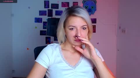 Mishelle online show from November 30, 7:45 am