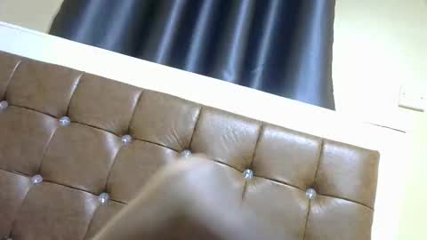 mish online show from December 20, 8:43 am