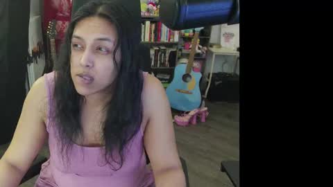 Snapshot of miskatfox chatting on January 15, 4:50 am miskatfox online show from January 15, 4:50 am